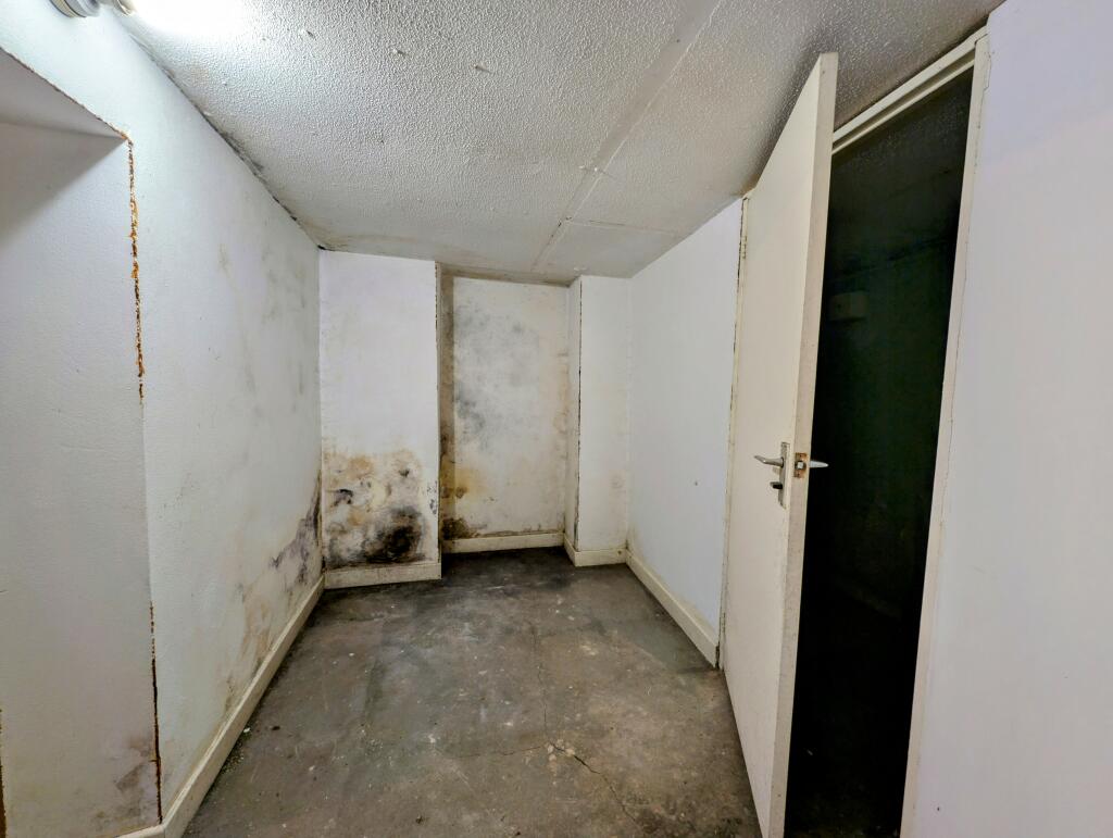 Additional image 4 of Commercial Street, Mountain Ash, CF45 3PS