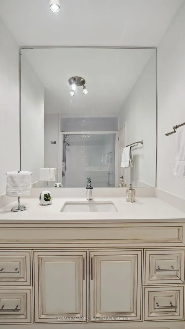 Additional image 16 of 73 Regency Sq