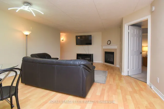 Additional image 8 of 2065 APPLEBY Line Unit 301