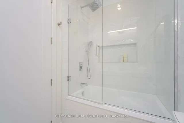 Additional image 33 of 2B Holmstead Ave