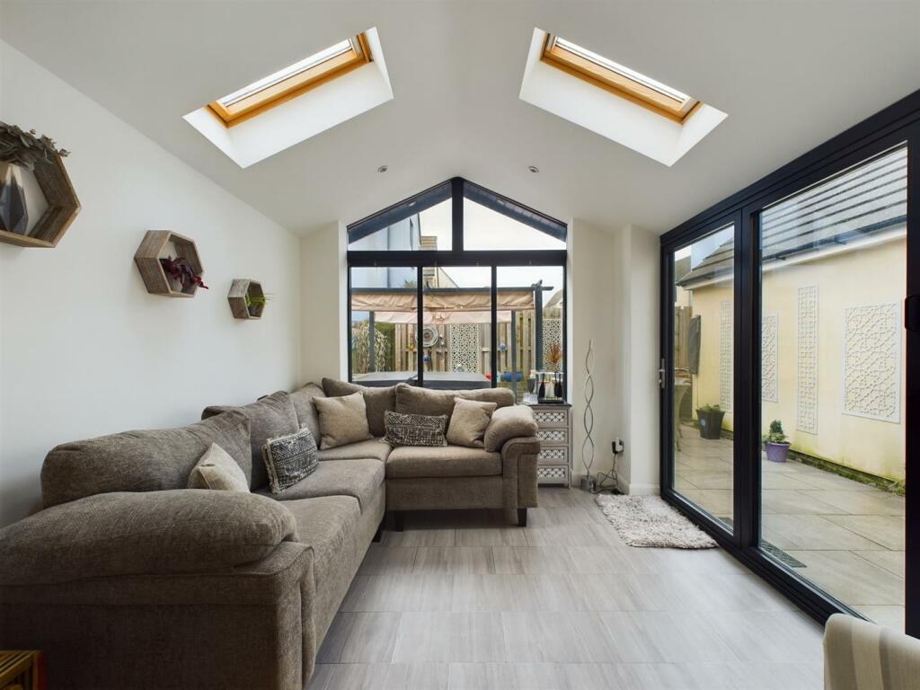 Additional image 4 of Minehead Close, Ogmore-By-Sea, Bridgend