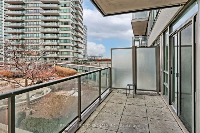 Additional image 30 of 2240 Lake Shore Blvd Unit 404