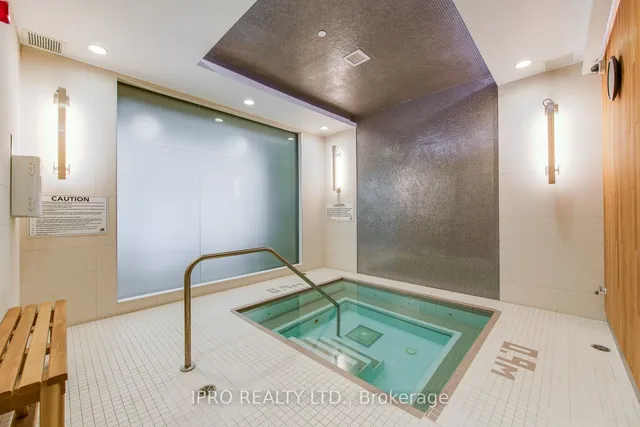 Additional image 37 of 55 Front St Unit 518