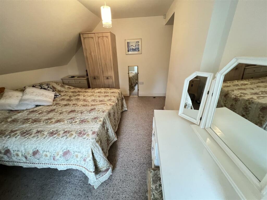 Additional image 20 of Telegraph Road, Heswall, Wirral