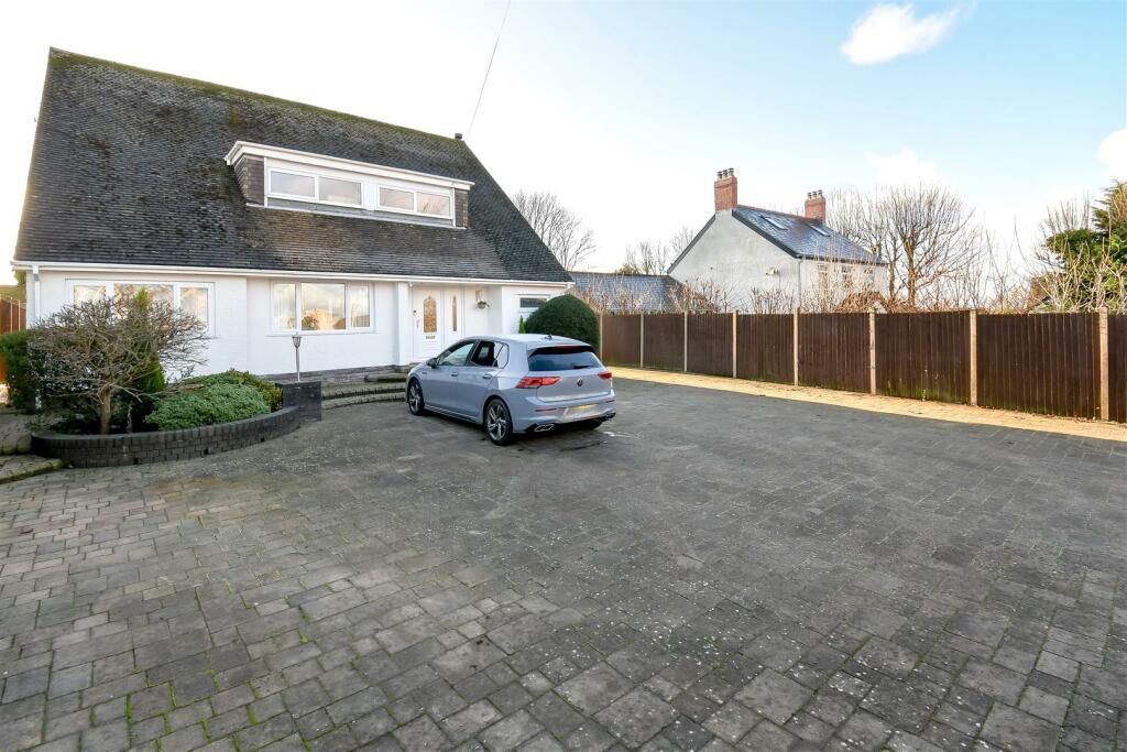 Additional image 46 of Highlight Lane, Barry