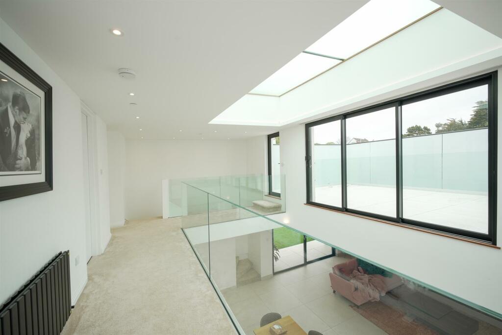 Additional image 13 of Lavernock Road, Penarth