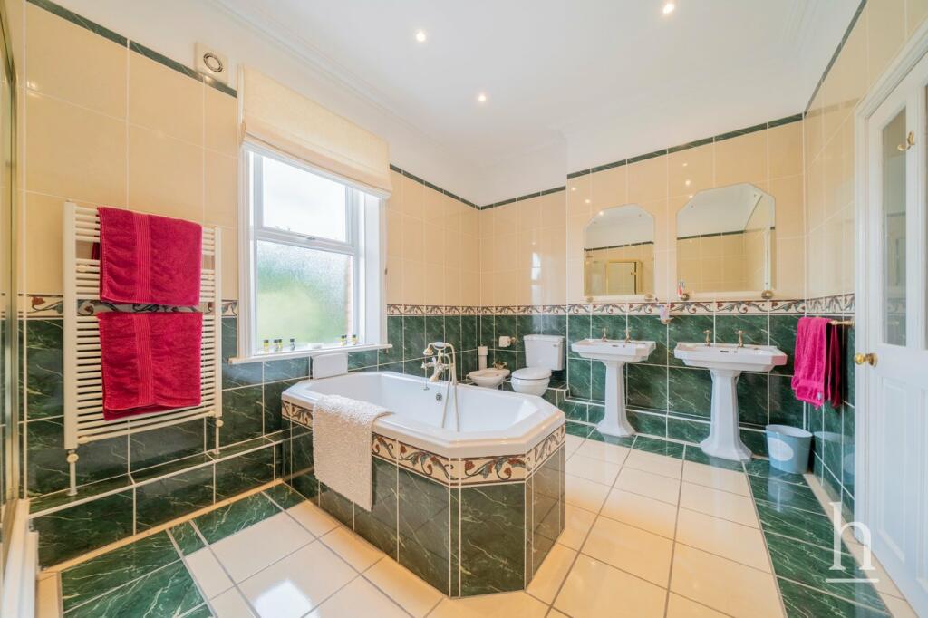 Additional image 19 of Meols Drive, Hoylake, CH47