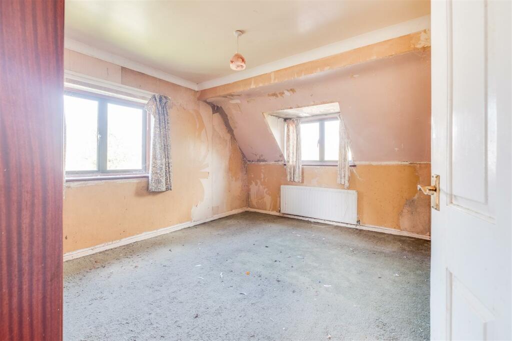 Additional image 10 of Neston Road, Willaston, Neston