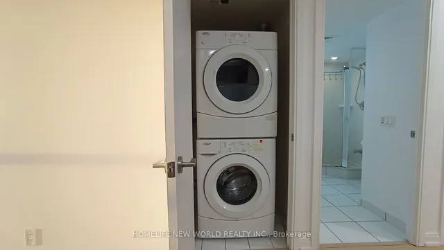 Additional image 11 of 181 Village Green Sq Unit 1515