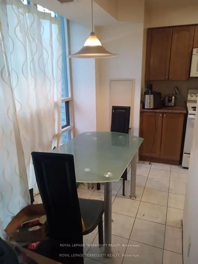 Additional image 4 of 30 Grand Trunk Cres Unit 3006