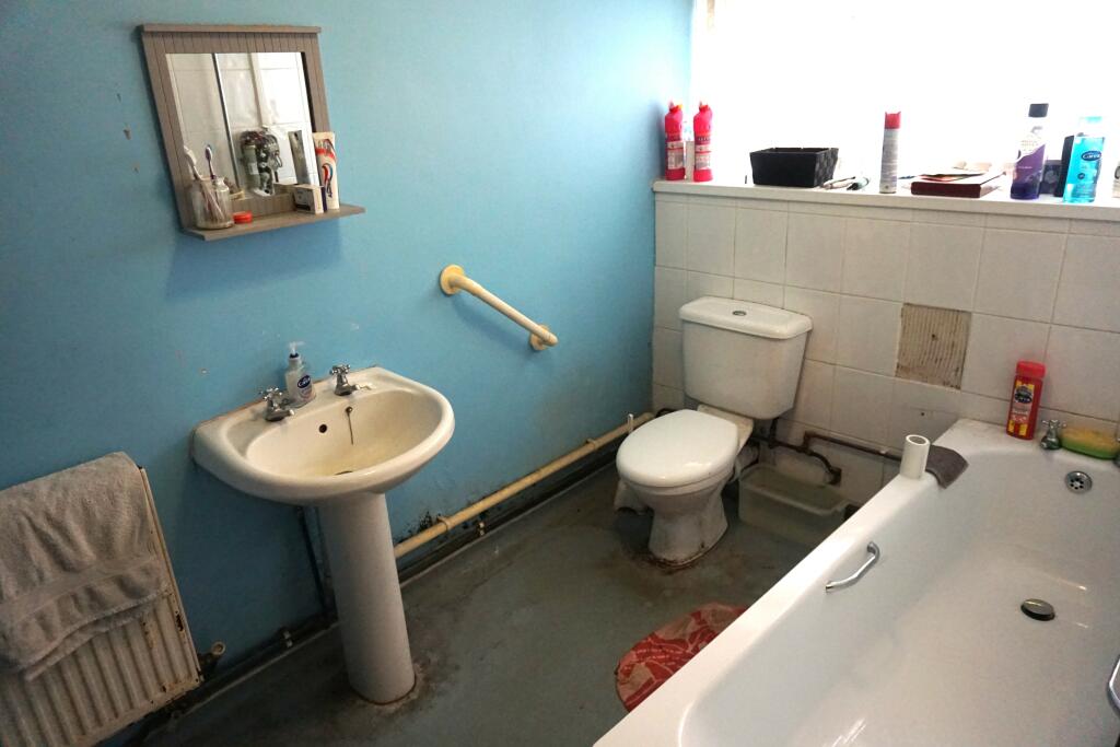 Additional image 7 of Ynyscynon Road, Tonypandy, CF40