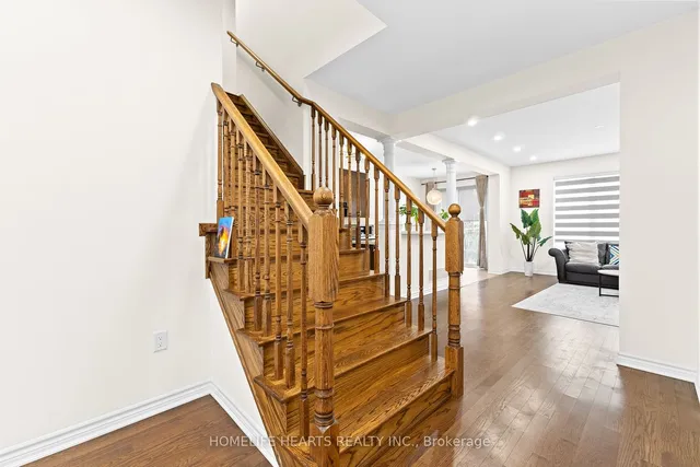 Additional image 20 of 915 Penson Cres