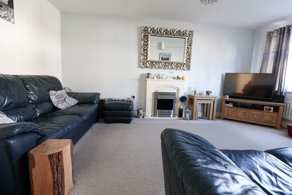 Additional image 4 of Ffordd Dol Y Coed, Bryncae, Llanharan, Pontyclun, CF72 9WA