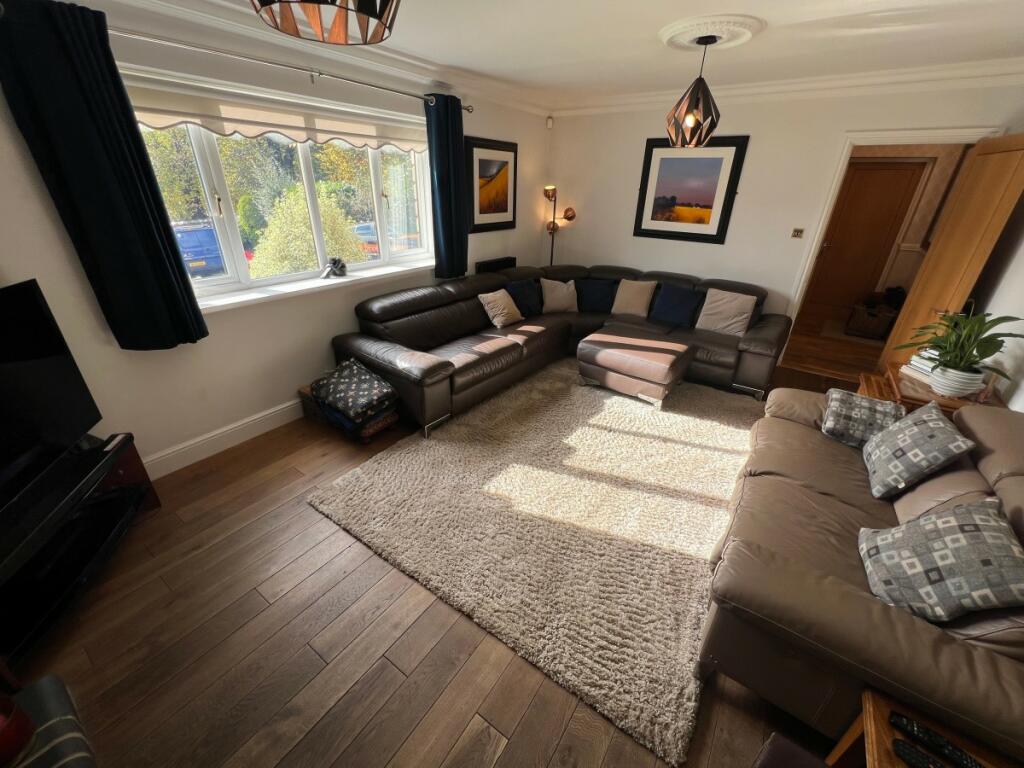 Additional image 4 of Bronheulwen, Porth - Porth