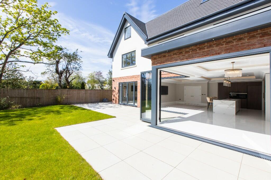 Additional image 43 of Croft Drive West, CH48