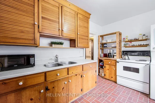 Additional image 16 of 122 Fourth St