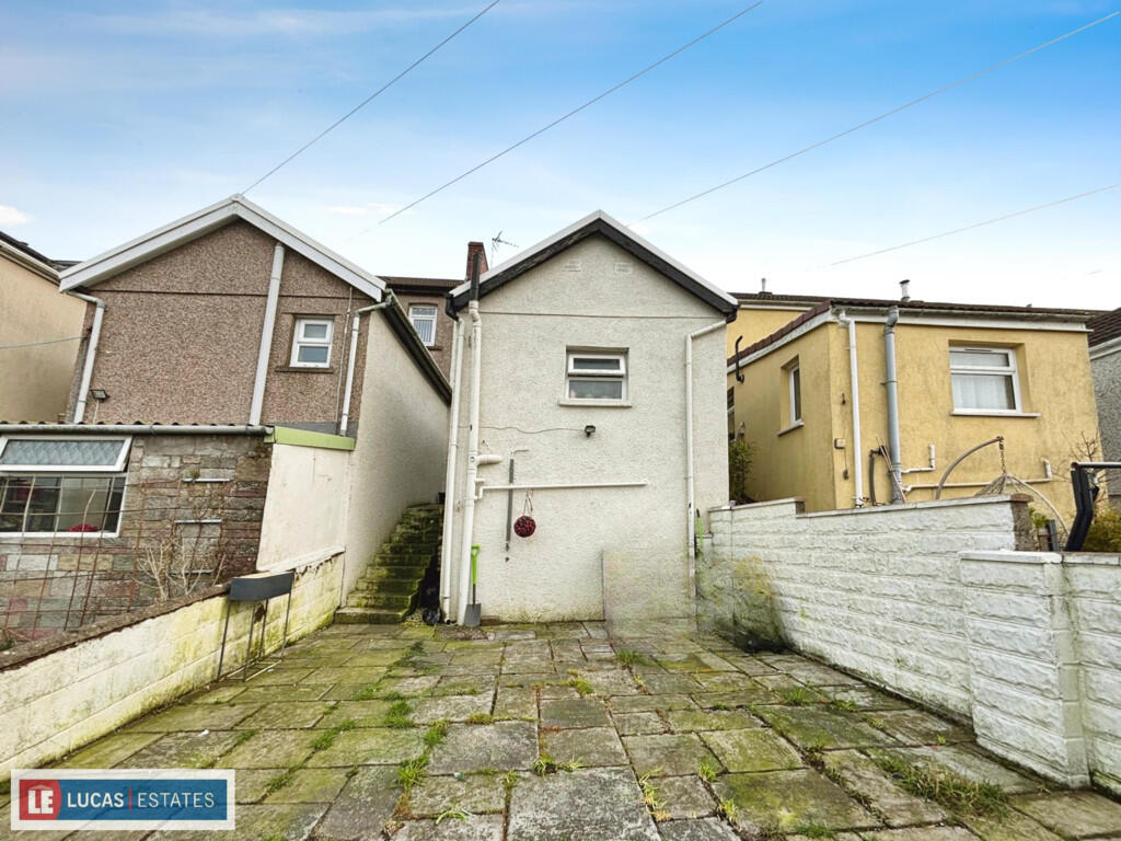 Additional image 18 of Gellideg Street, Maesycwmmer, Hengoed