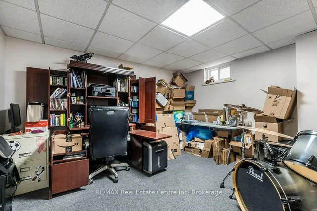 Additional image 39 of 917 Maple Ave