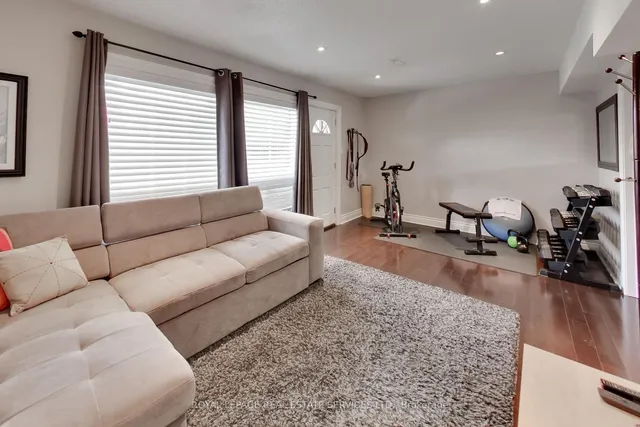 Additional image 30 of 16 Turret Hill Way