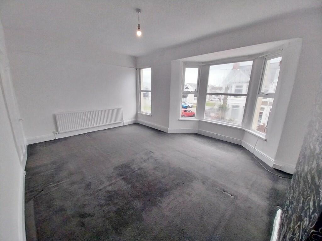 Additional image 12 of Highfield Avenue, Porthcawl, South Glamorgan, Bridgend (County of), CF36