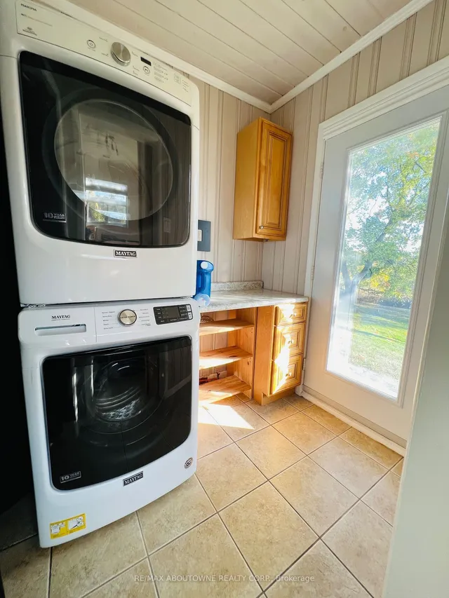 Additional image 23 of 8 Renwood Pl