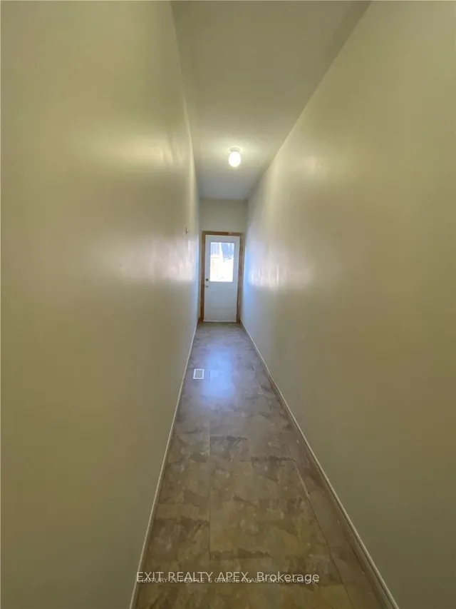 Additional image 2 of 343 Bussel Cres