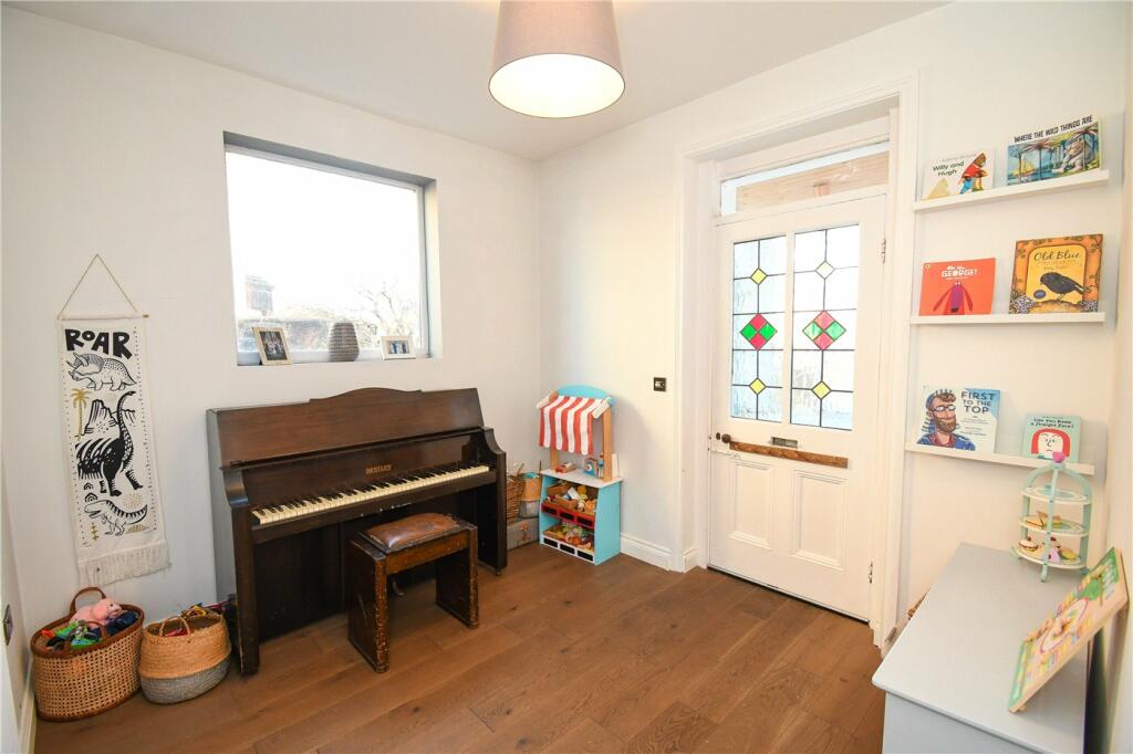 Additional image 26 of Mount Avenue, Heswall, Wirral