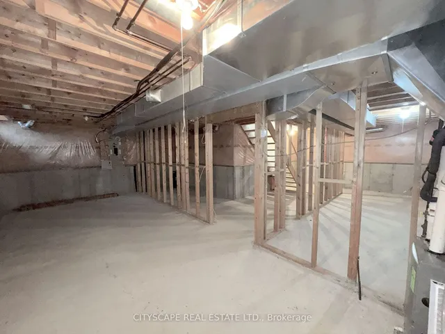 Additional image 32 of 1518 Swann Cres