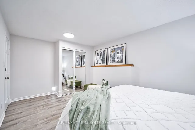 Additional image 30 of 18 Castle Hill Dr