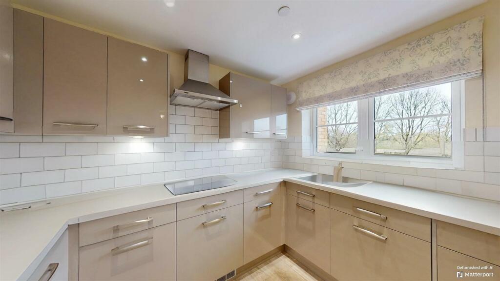 Additional image 3 of De Clare Lodge, Westgate, Cowbridge