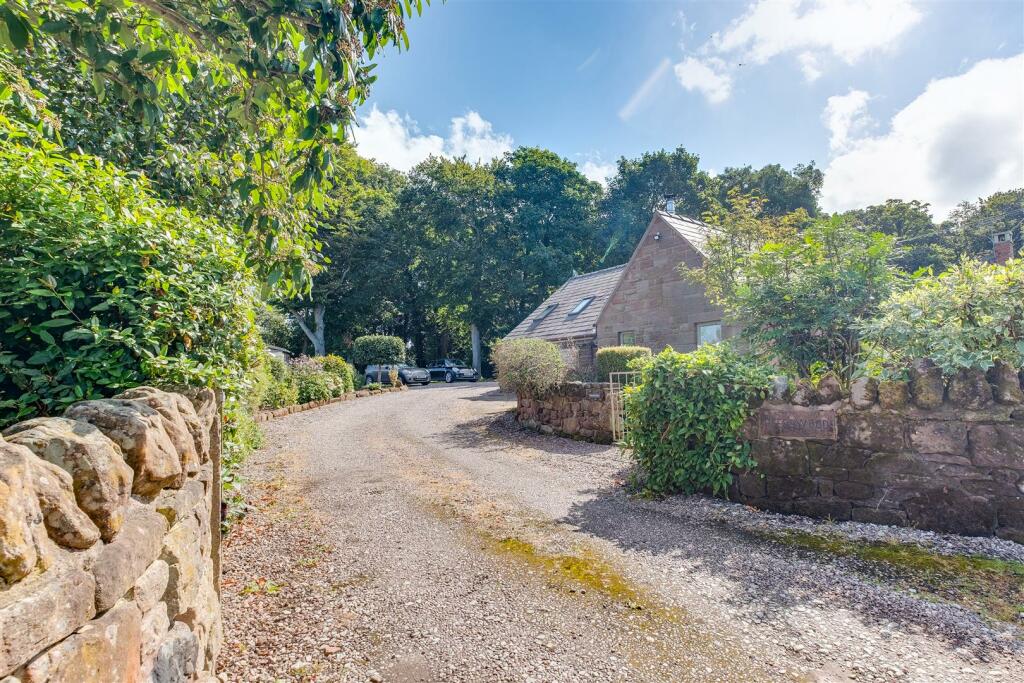 Additional image 3 of Peerswood Bungalow and Cottage, Station Road, Burton, Cheshire
