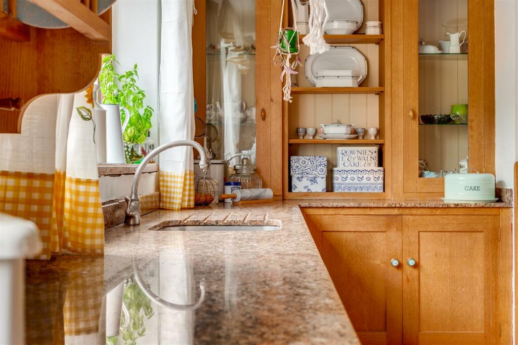 Additional image 16 of Thornton Common Road, Thornton Hough, Wirral