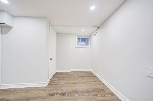 Additional image 29 of 164 Christie St