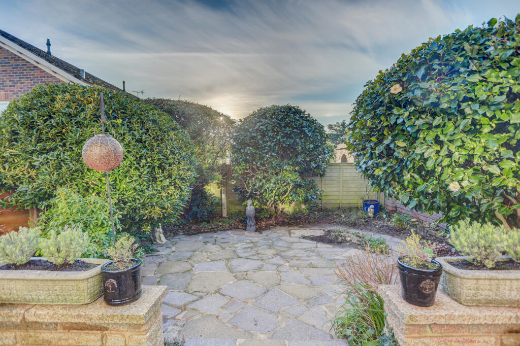 Additional image 27 of Fulmar Close, Hove, East Sussex, BN3