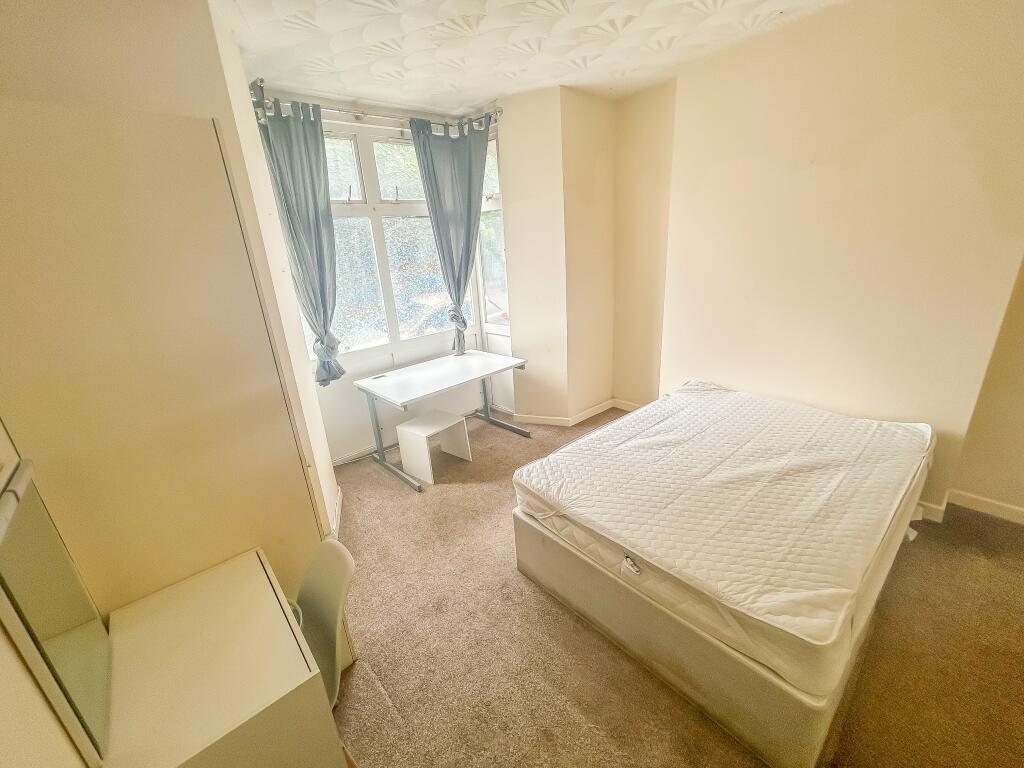 Additional image 4 of Broadway, ,