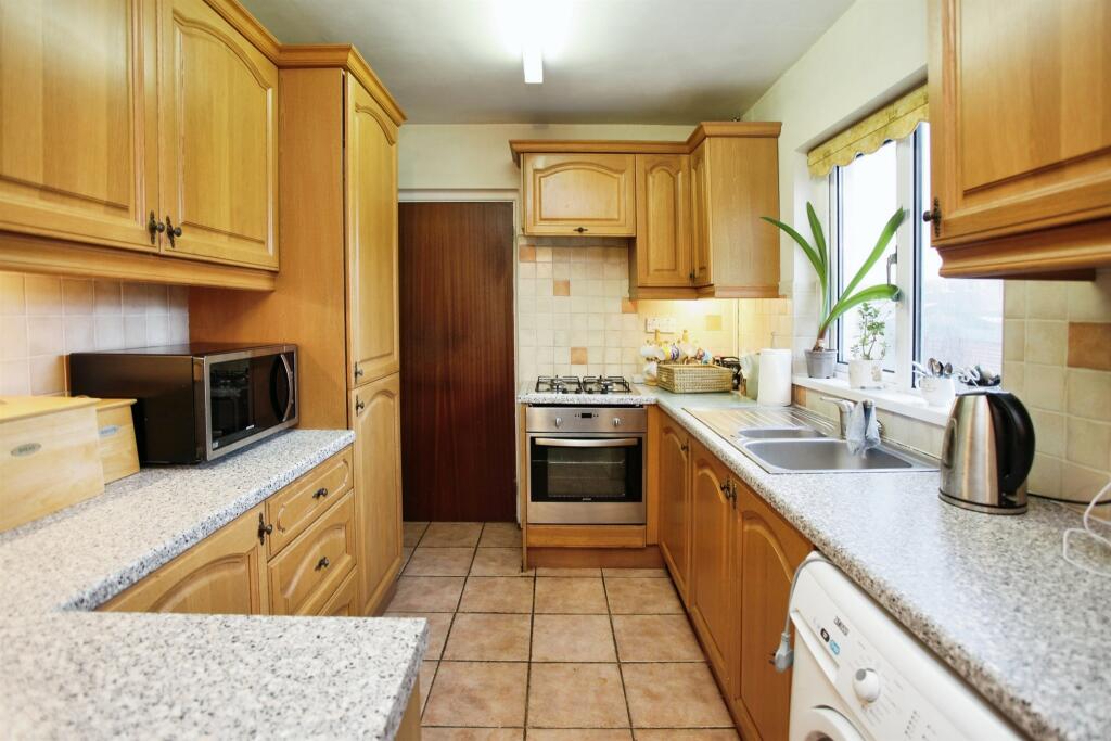 Additional image 6 of Mardy Crescent, CAERPHILLY