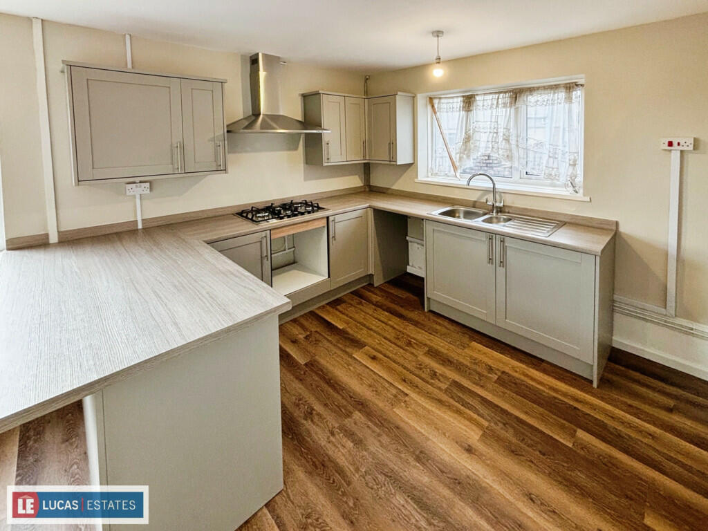 Additional image 16 of Heol Cattwg, Gelligaer, Hengoed