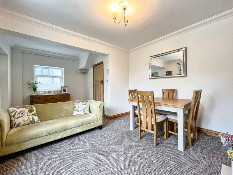 Additional image 4 of 31 Mount Earl, Bridgend, CF31 3EY