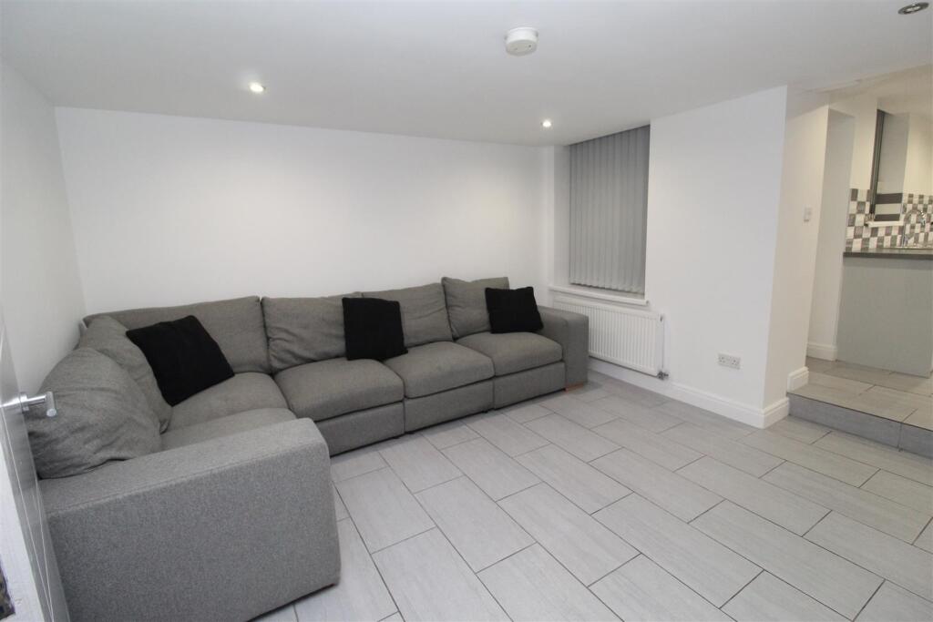 Additional image 4 of Kingsland Terrace, Pontypridd, CF37 1RX