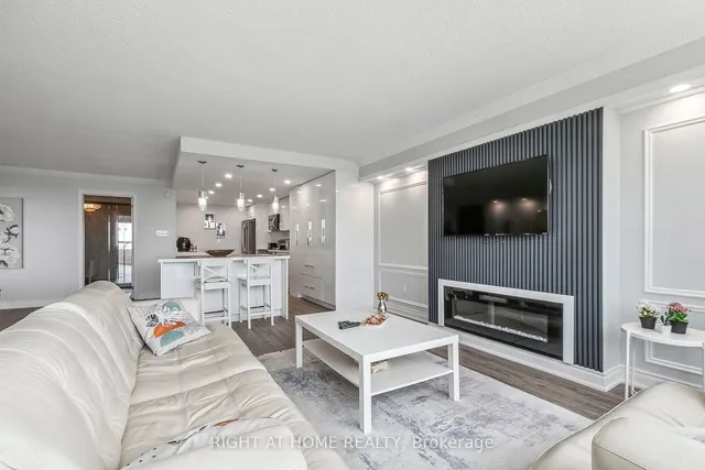 Additional image 4 of 55 Skymark Dr Unit 2704