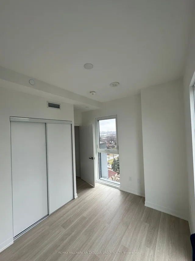 Additional image 9 of 500 Wilson Ave Unit *