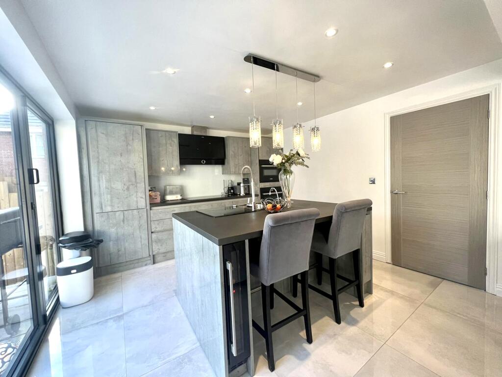 Additional image 7 of Cedar Close, Merthyr CF47 0LX