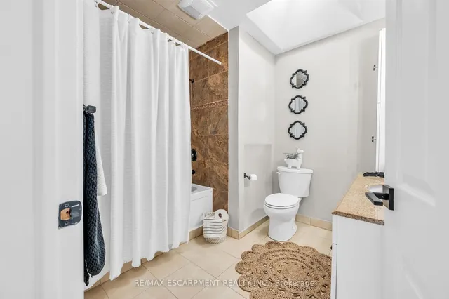 Additional image 24 of 110 Second St