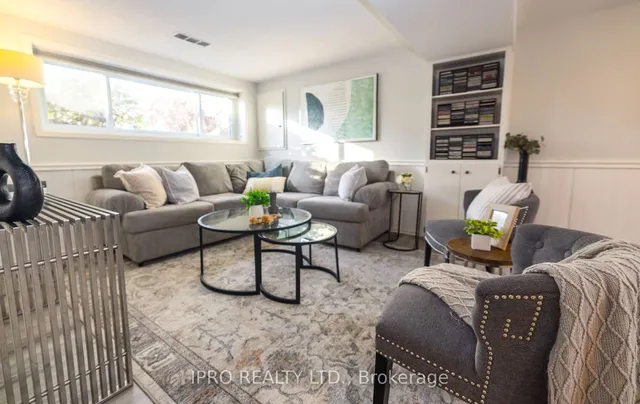 Additional image 24 of 821 Willow Ave