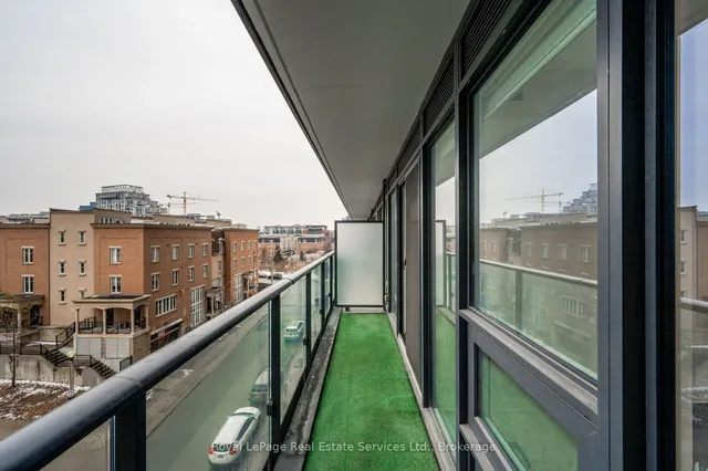 Additional image 33 of 19 Western Battery Rd Unit 310