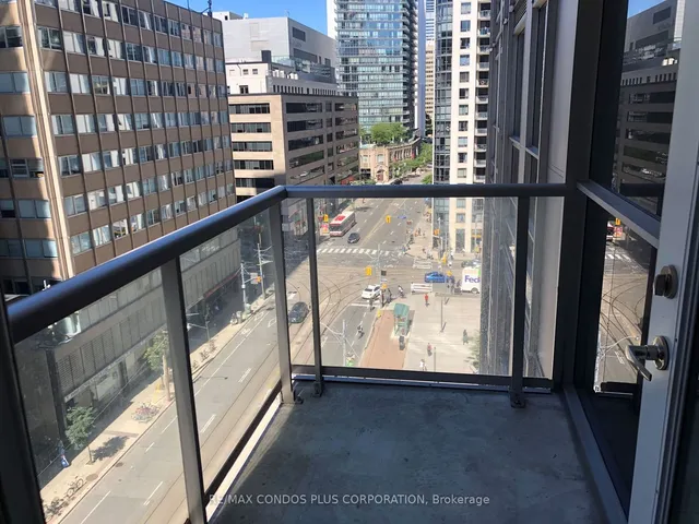 Additional image 9 of 763 Bay St Unit 911