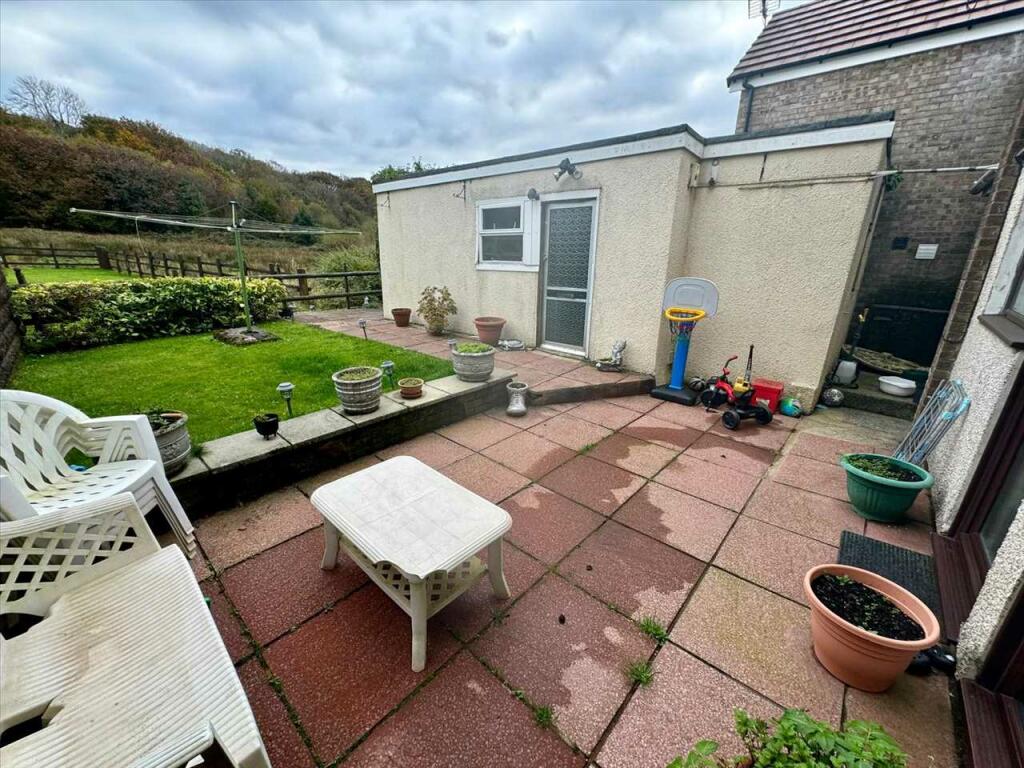 Additional image 18 of Parkland Road, Porth