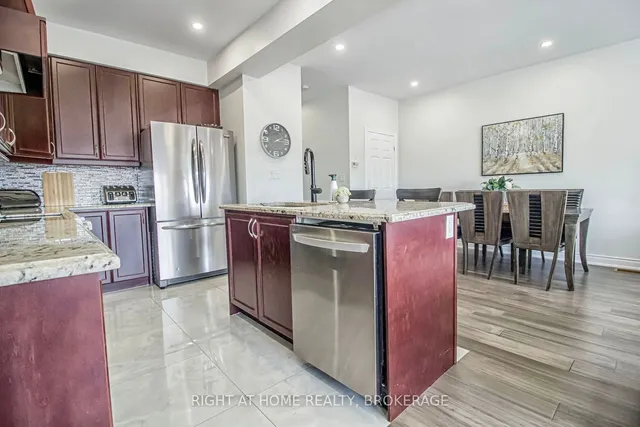 Additional image 12 of 370 Stonehenge Dr Unit 9