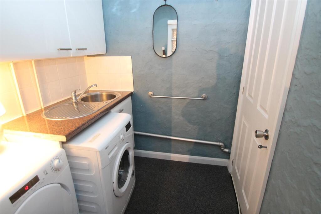 Additional image 11 of Hunnington Crescent, Halesowen