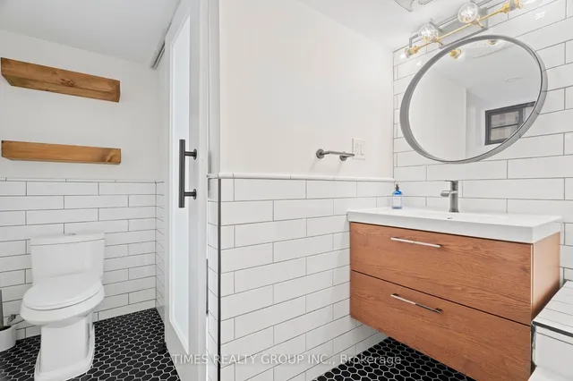 Additional image 31 of 28 Glenaden Ave